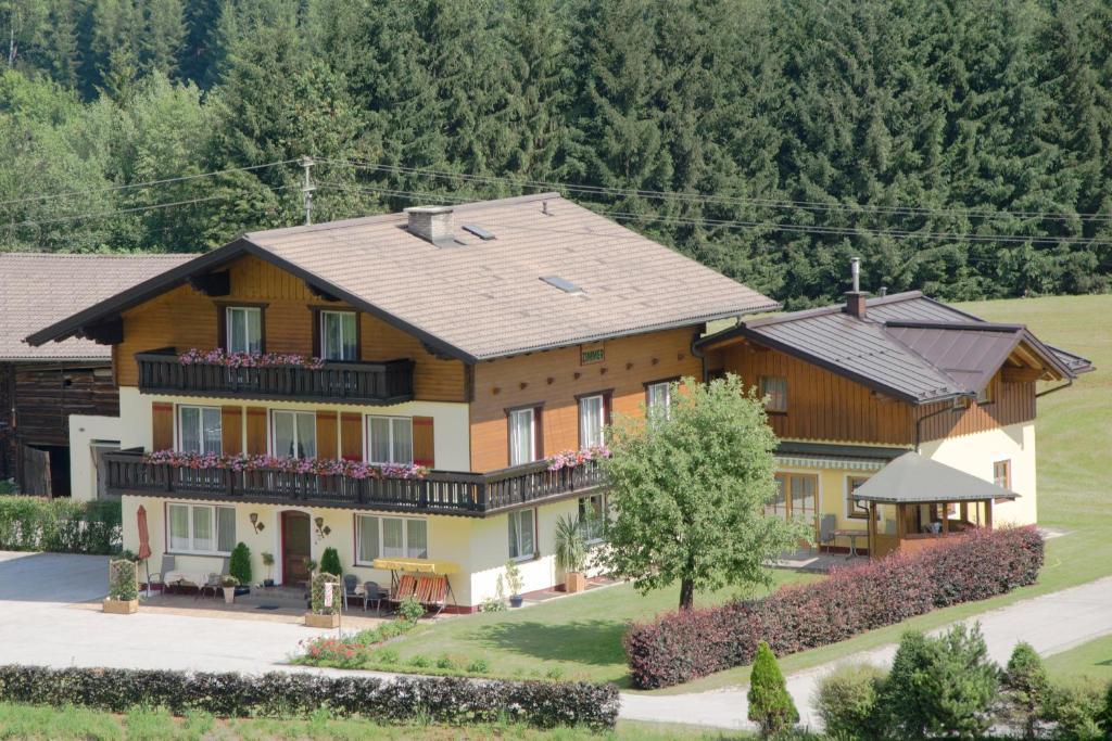 Haus Dachstein Schnitzer Hotel Eben Im Pongau Bagian luar foto