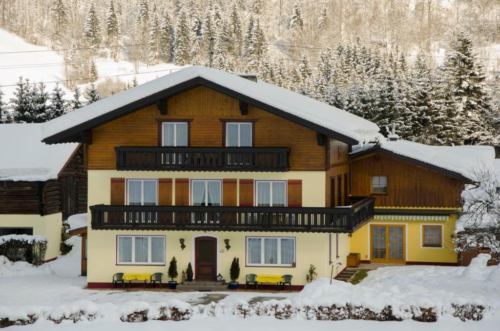 Haus Dachstein Schnitzer Hotel Eben Im Pongau Bagian luar foto